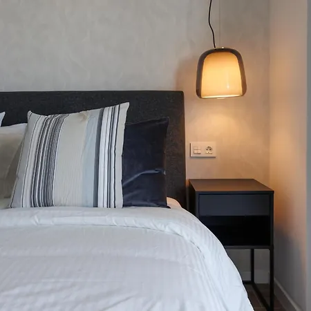 Apartament Ranhomes *